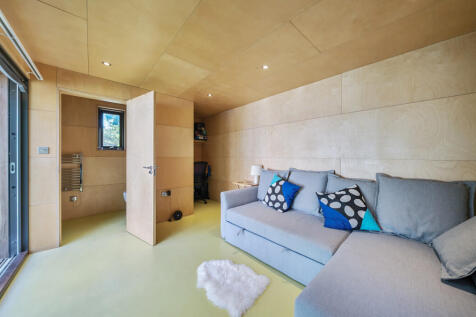 1319214-5-6867f8d...