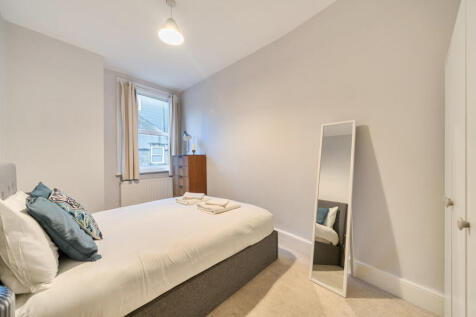 1415519-8-698f830...