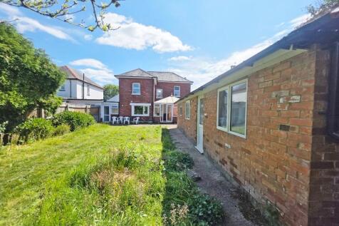 Rear Garden Aspect