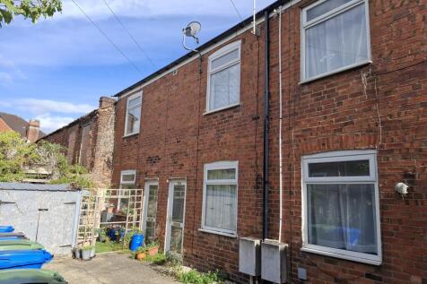 2 Bedroom Terraced in S40 3RG