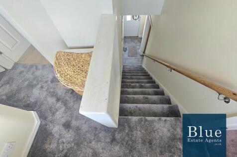 Stairs &amp; First Floor Landing 