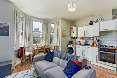 Reception/Kitchen
