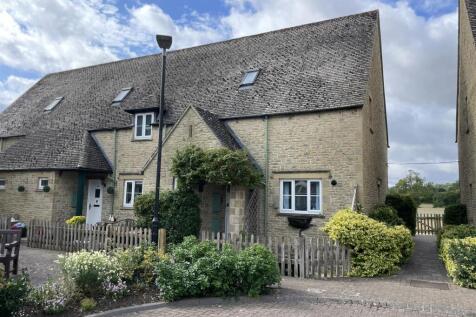 12 Broadlands Court.JPG