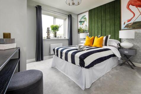 Main bedroom with ample wall space for fitted or freestanding wardrobes