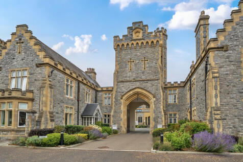 1332032-2-688b41c...