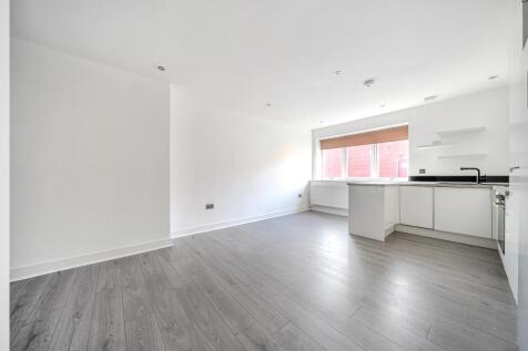 Open Plan Kitchen/Living Area