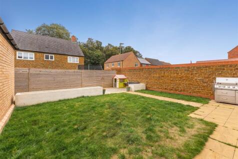 1 Anstee Close, Banbury-17.jpg