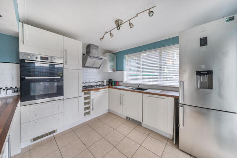 1375053-3-6908b83...