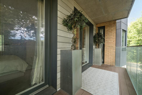 1319824-18-6867c8...