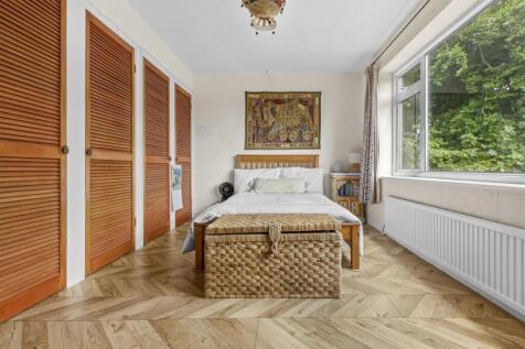 Flat 4 Temple Orchard, Amersham Hill, HP13 6PH-4.j