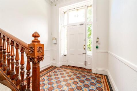 5 bed, 4 bath Terraced in Glasgow - Photo 4