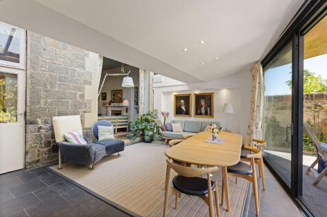 Dining Room of 3 Findhorn Place