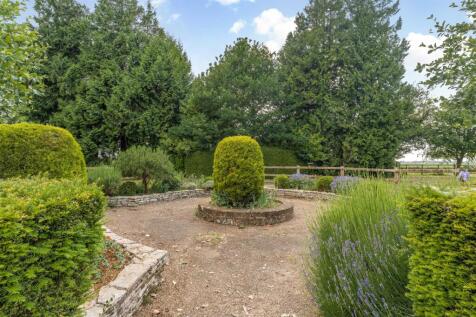 10 Janet Blunt House, Twyford -28.jpg