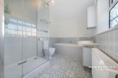 Wises Lane, Sittingbourne - Bathroom