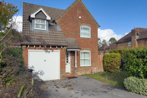 3 Bedroom Detached in BH22 8QY