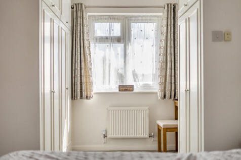 1353215-6-68c2e99...