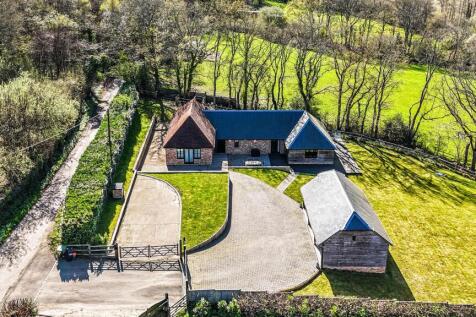 Burnt House Farm Drone -3.jpg