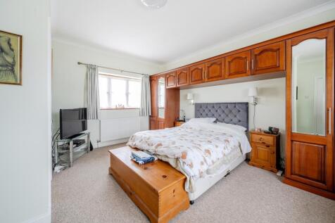 Photos main bed room