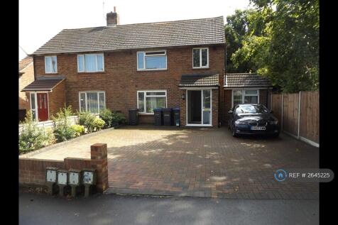 Off-Street Parking For Up To Six Cars