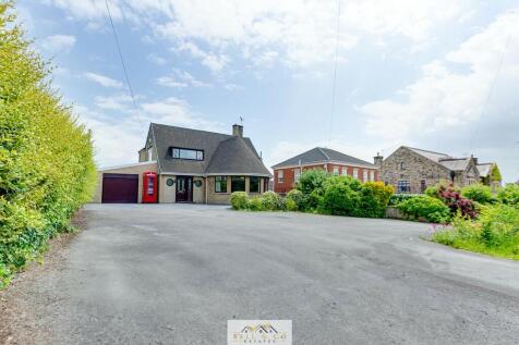 Front of house 1....