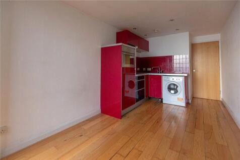 A quirky duplex apartment with modern fittings and a balcony. Situated in a great location being just walking distance to all the amenities Gloucester Road has to offer. Offered unfurnished and availa