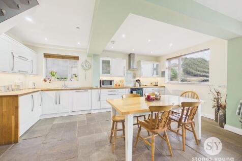 Open Plan Living Dining Kitchen