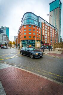 Belvoir! Birmingham Central are proud to present this one bedroom, one bathroom apartment located within the much sought after development of Orion.