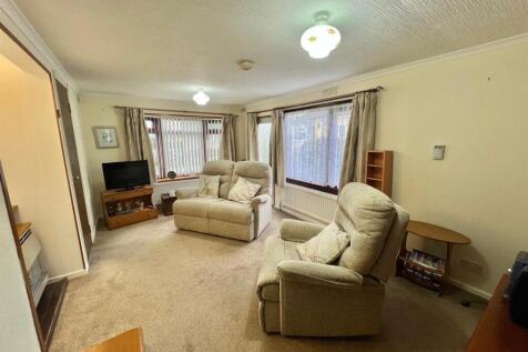 Bramleys Estate Agents - Lesley Way - Crosland Hil