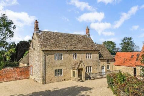 5 Bedroom Detached in SN16 0EX