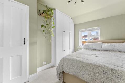 199 Totteridge Rd, HP13 7LE-1.jpg