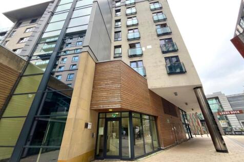 Available from 7th JULY! Prime Residential are deligh ted to present this 1-bed, 1-bath apartment in McClure House, LS10. This furnished home is perfect for a couple or working professional.