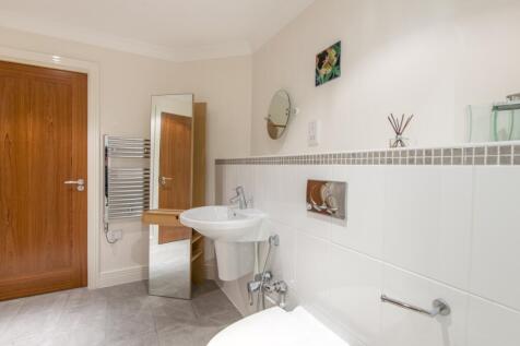 Bathroom1