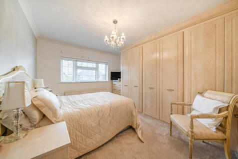 1356319-6-68cbd27...