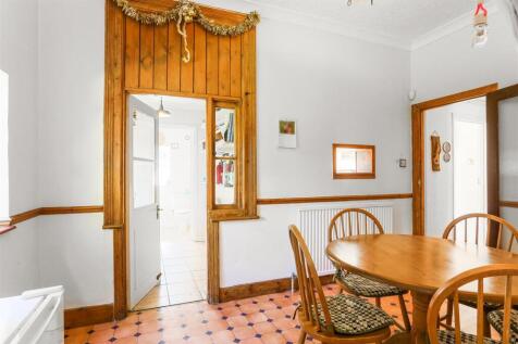 1546773911 - 41 Carshalton Park Road, SM5 - 25.jpg