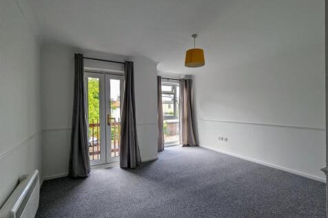 lounge 9 havencroft.jpg