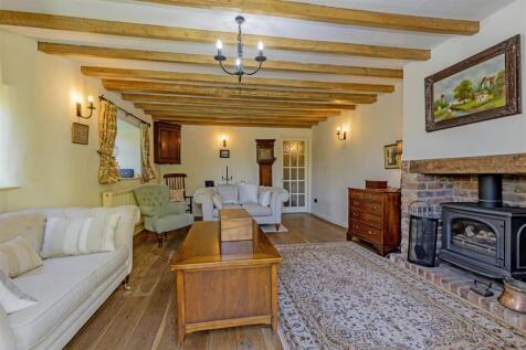 Reception Room-3.jpg