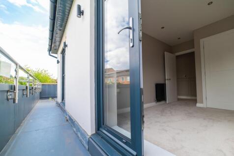 Award-winning Media team on EVERY Listing_47