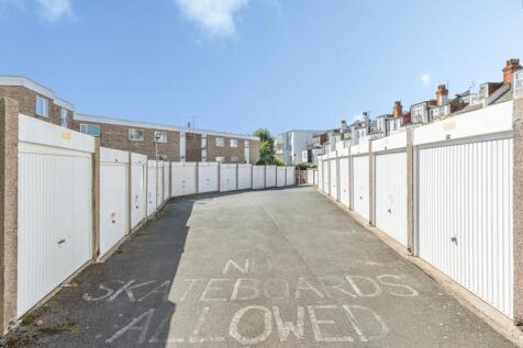 Garage En-Bloc