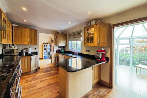 Kitchen to Conservatory