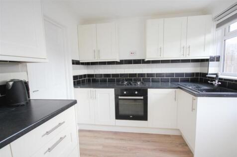 kitchen 2.JPG