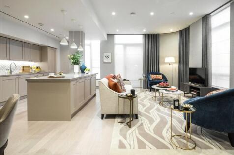 Show Flat Living