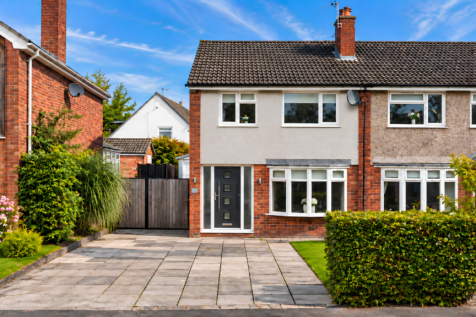 Lyndhurst Avenue - Hazel Grove