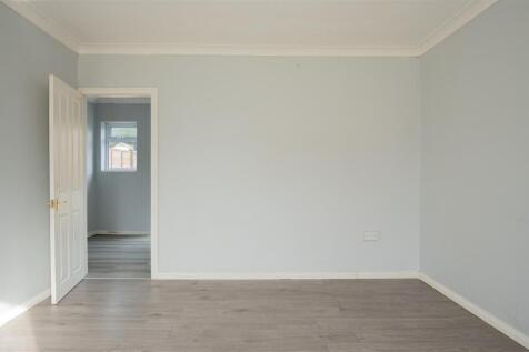 Bletchingley Close, Merstham - Final Images - Ralp