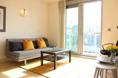 A fantastic furnished one double bedroom apartment located in the very sought after Great Northern Tower. Positioned on the 7th floor with unspoilt views from the balcony. The property has an open pla