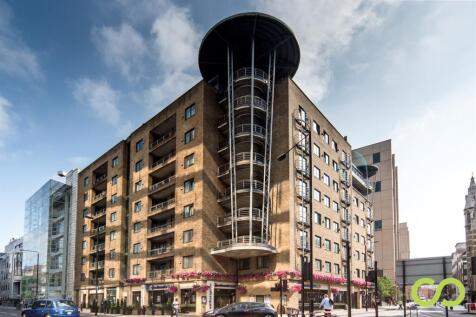 Modern 1-Bedroom Furnished Apartment with Private Balcony in Prime Aldgate Location, Close to DLR and Underground Available Now at £2200 pcm.