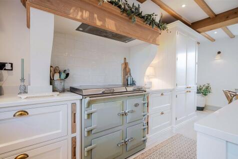 Open plan dining kitchen