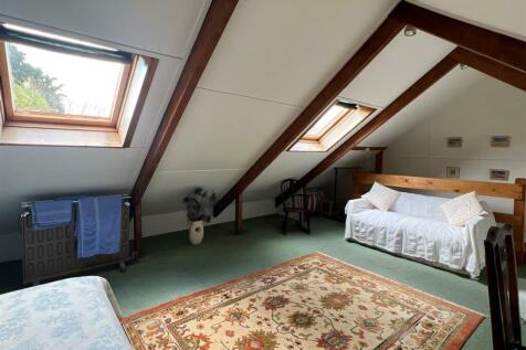 Bedroom 4 (Attic)