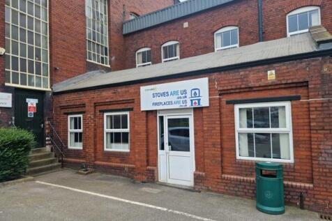 Office to rent in elland
