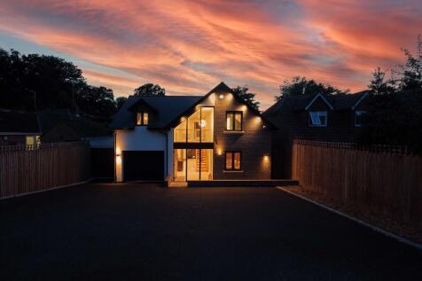 DUSK FRONT