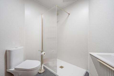 Ensuite Shower Room